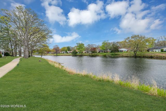 634A Huntington Drive, Lakewood, NJ 08701