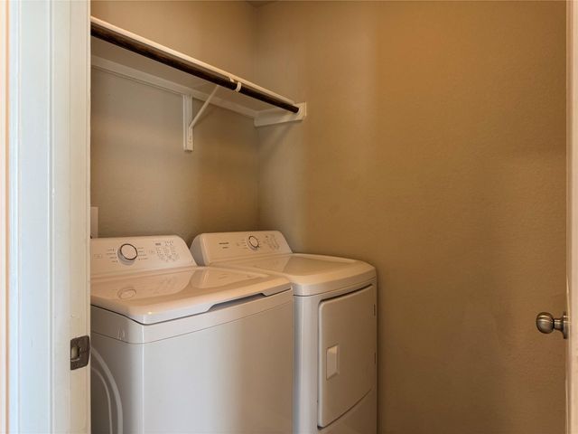 510 Marklawn LN, Hutto, TX 78634