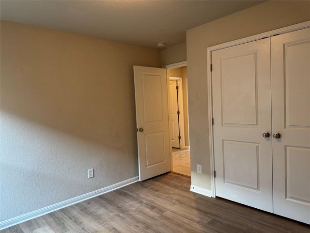 510 Marklawn LN, Hutto, TX 78634