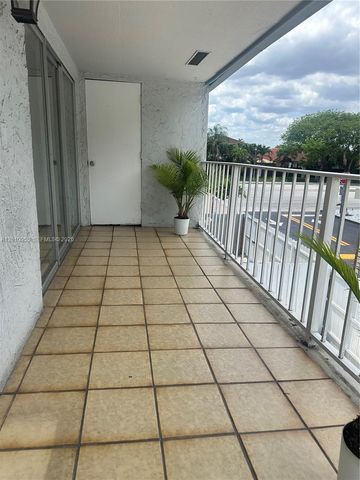 8460 SW 156th Pl 725, Miami, FL 33193