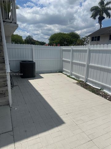 8460 SW 156th Pl 725, Miami, FL 33193