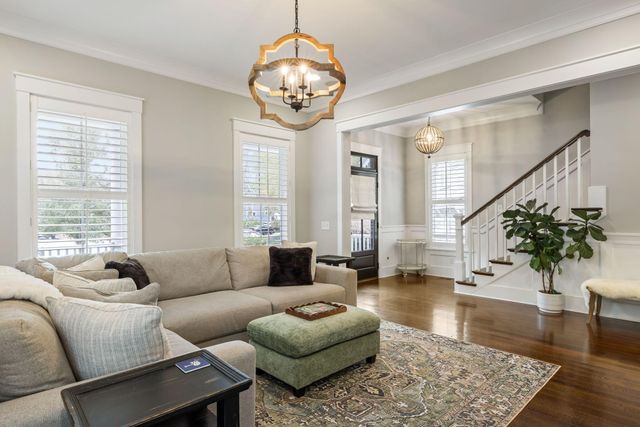 1566 Lindsey Creek Drive, Mount Pleasant, SC 29466