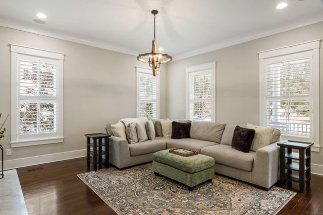 1566 Lindsey Creek Drive, Mount Pleasant, SC 29466