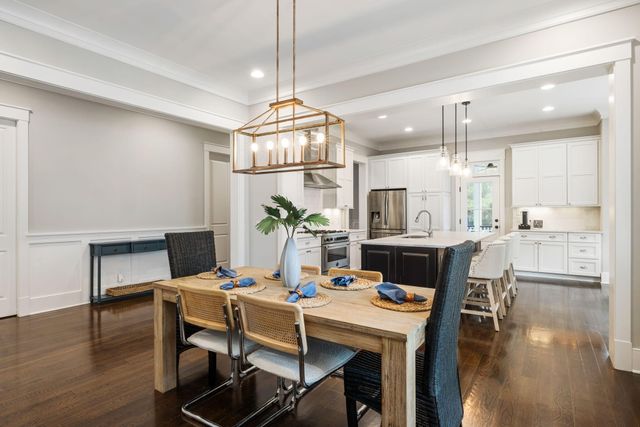 1566 Lindsey Creek Drive, Mount Pleasant, SC 29466