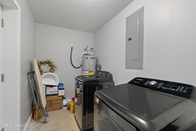 148 Faler Road, Collins, MS 39428