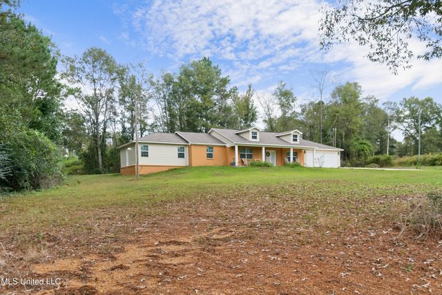 148 Faler Road, Collins, MS 39428