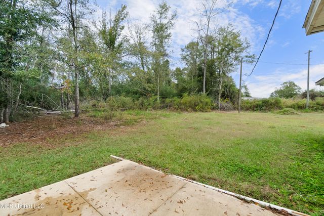 148 Faler Road, Collins, MS 39428