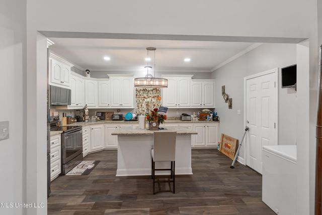 148 Faler Road, Collins, MS 39428