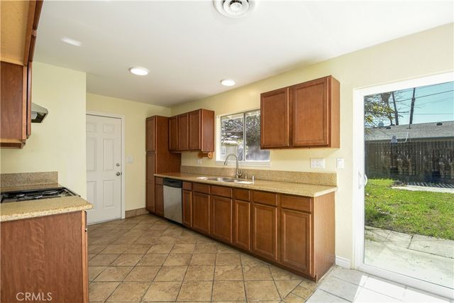 41431 Vicky, Hemet, CA 92544