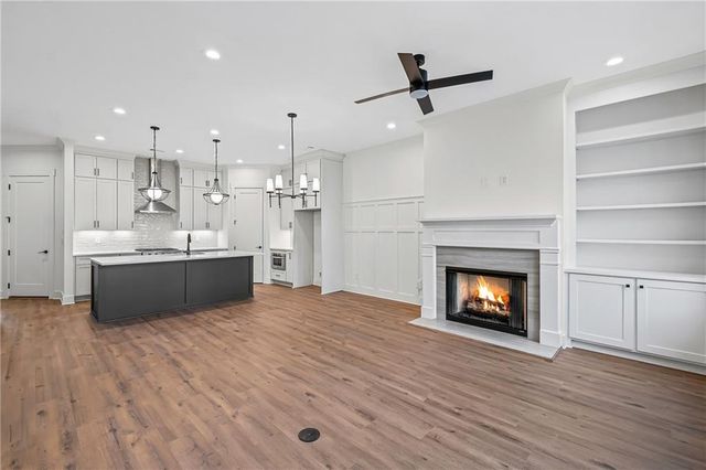 1981 American Way 28, Kennesaw, GA 30144