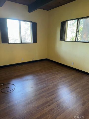 24058 Cresta, Crestline, CA 92325