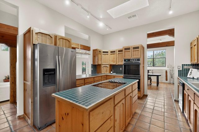 3 Chamisa Place, Corrales, NM 87048