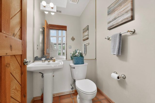3 Chamisa Place, Corrales, NM 87048