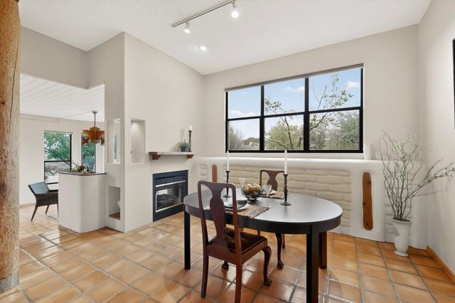 3 Chamisa Place, Corrales, NM 87048