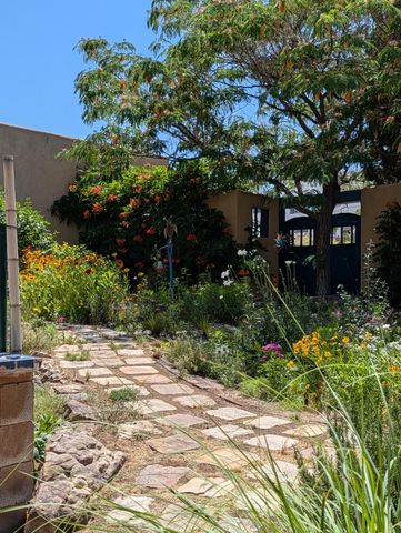 3 Chamisa Place, Corrales, NM 87048