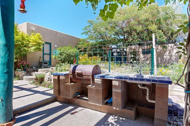 3 Chamisa Place, Corrales, NM 87048