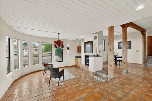 3 Chamisa Place, Corrales, NM 87048