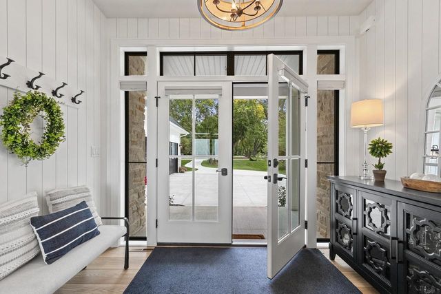 1751 EAST SHORE CIRCLE, Green Bay, WI 54302