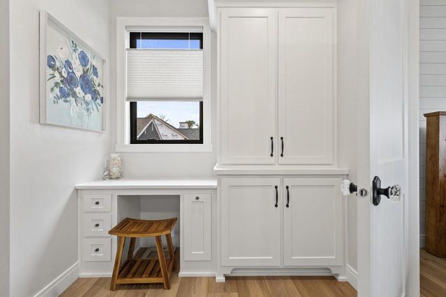 1751 EAST SHORE CIRCLE, Green Bay, WI 54302