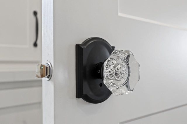 1751 EAST SHORE CIRCLE, Green Bay, WI 54302