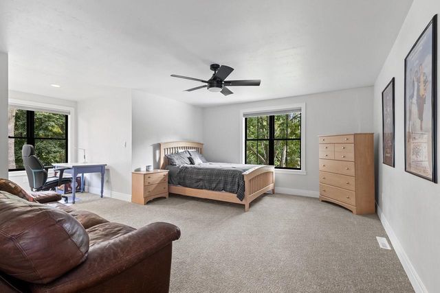 1751 EAST SHORE CIRCLE, Green Bay, WI 54302