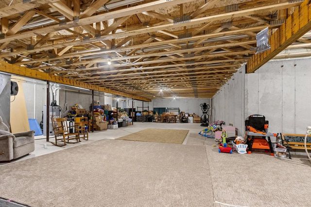 1751 EAST SHORE CIRCLE, Green Bay, WI 54302