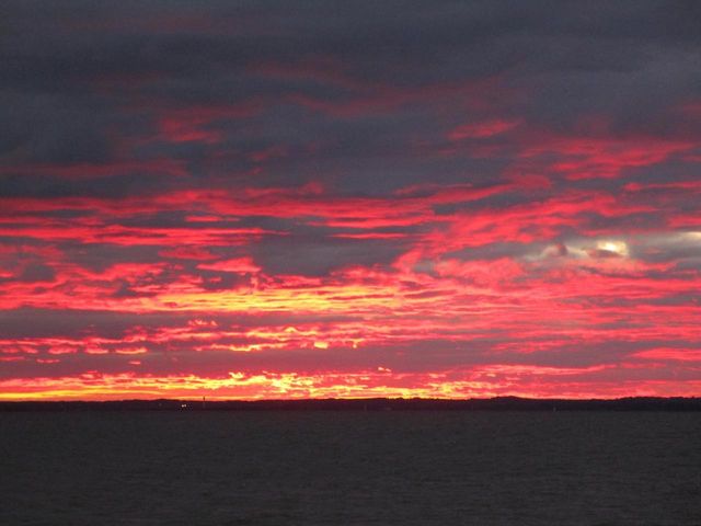 1751 EAST SHORE CIRCLE, Green Bay, WI 54302