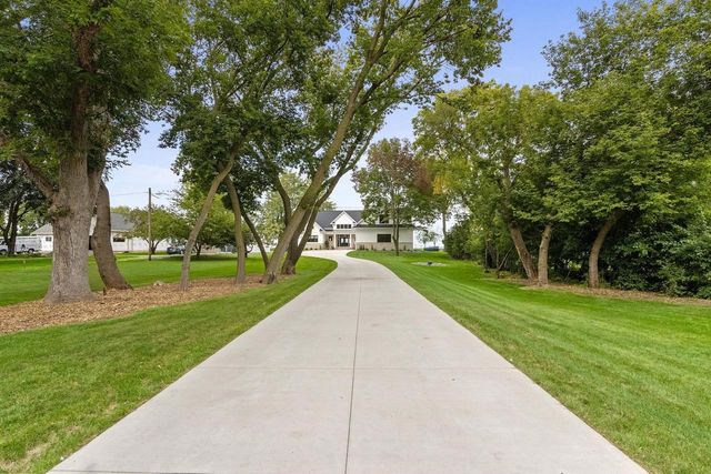 1751 EAST SHORE CIRCLE, Green Bay, WI 54302