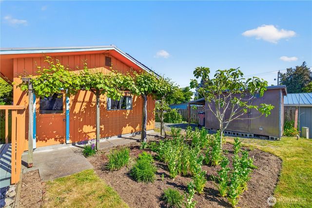 2009 11th Street, Anacortes, WA 98221