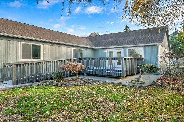 1001 8th Avenue NW, Puyallup, WA 98371