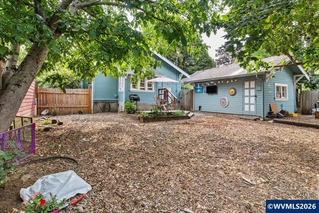 375 23rd St SE, Salem, OR 97301