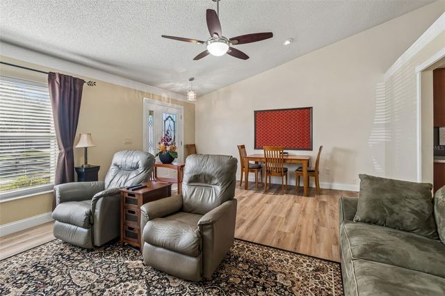 11029 STREAMSIDE DRIVE, Tampa, FL 33624