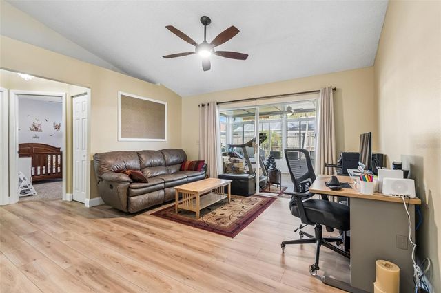 11029 STREAMSIDE DRIVE, Tampa, FL 33624