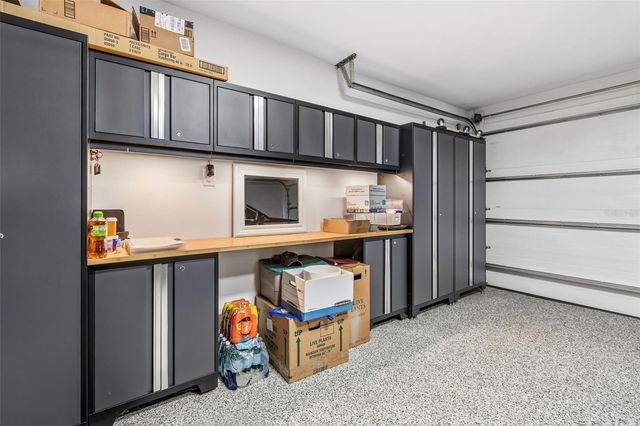 11029 STREAMSIDE DRIVE, Tampa, FL 33624