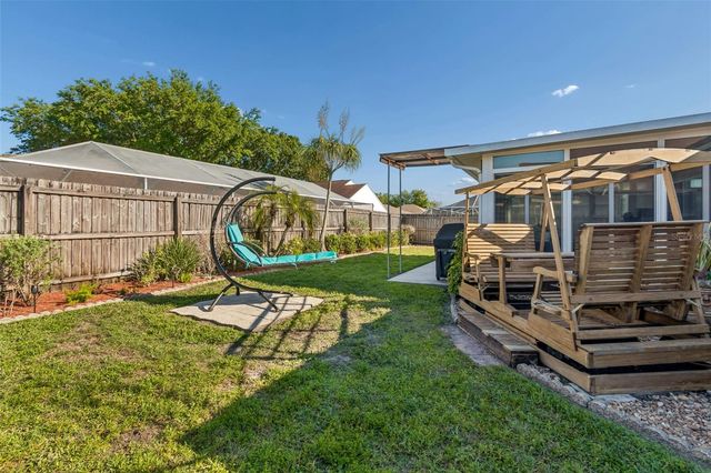 11029 STREAMSIDE DRIVE, Tampa, FL 33624