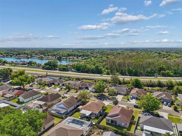 11029 STREAMSIDE DRIVE, Tampa, FL 33624