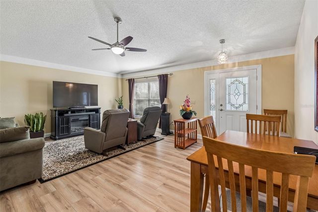 11029 STREAMSIDE DRIVE, Tampa, FL 33624