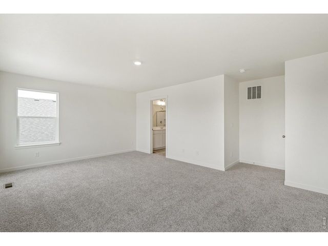 13927 Garnet Dr, Mead, CO 80504