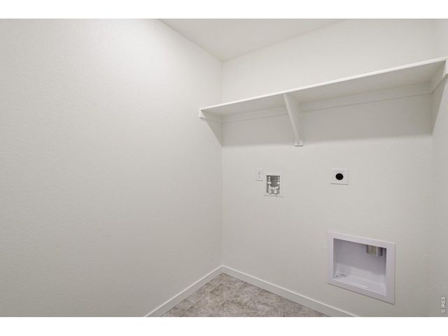 13927 Garnet Dr, Mead, CO 80504