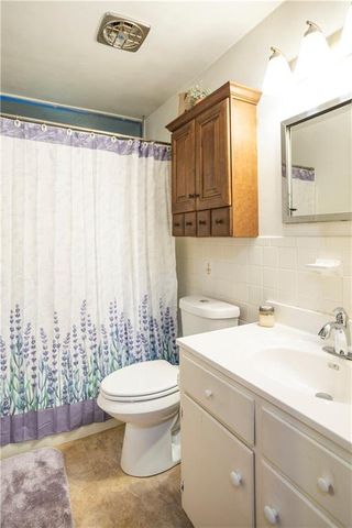 12019 E 39TH Terrace, Independence, MO 64052