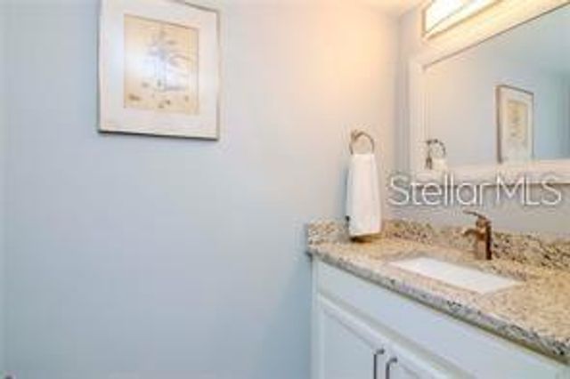 3325 BAYSHORE BOULEVARD B33, Tampa, FL 33629