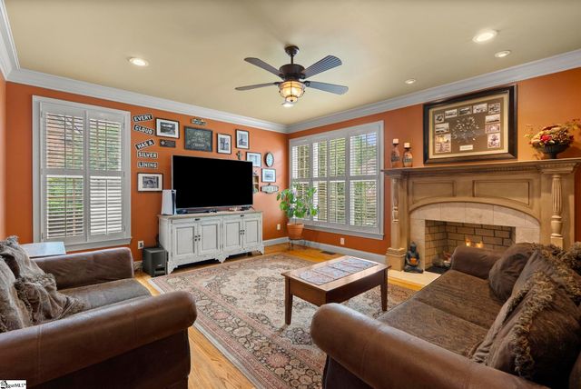 10 Knights Bridge Drive, Simpsonville, SC 29681
