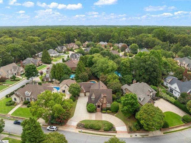 10 Knights Bridge Drive, Simpsonville, SC 29681