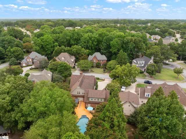 10 Knights Bridge Drive, Simpsonville, SC 29681