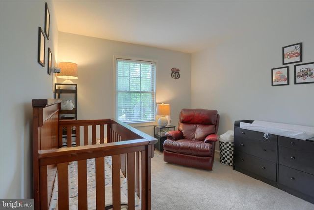 404 LITTLE JOHN DR, Dillsburg, PA 17019