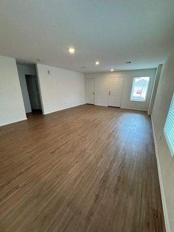 3111 Stotesbery Drive, Conroe, TX 77301