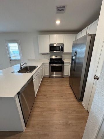 3111 Stotesbery Drive, Conroe, TX 77301