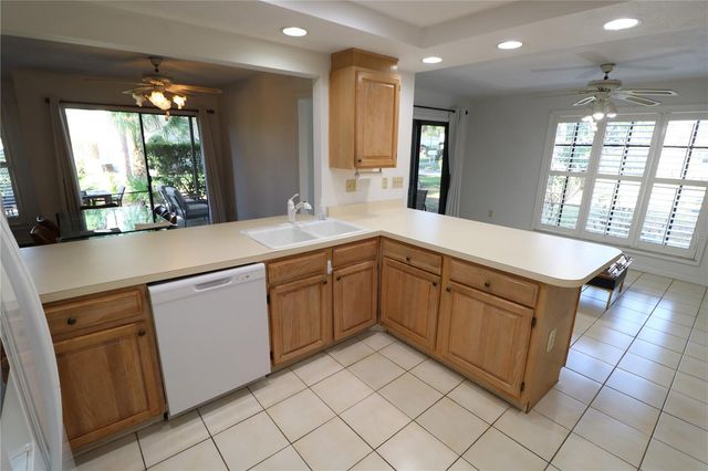 5424 SADDLEBROOK WAY, Wesley Chapel, FL 33543