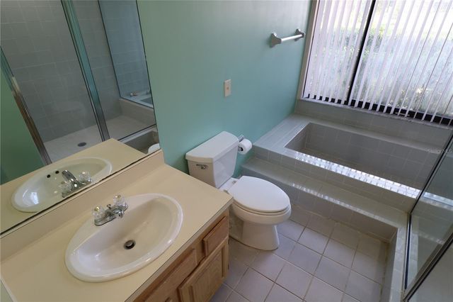 5424 SADDLEBROOK WAY, Wesley Chapel, FL 33543