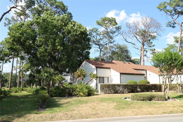 5424 SADDLEBROOK WAY, Wesley Chapel, FL 33543